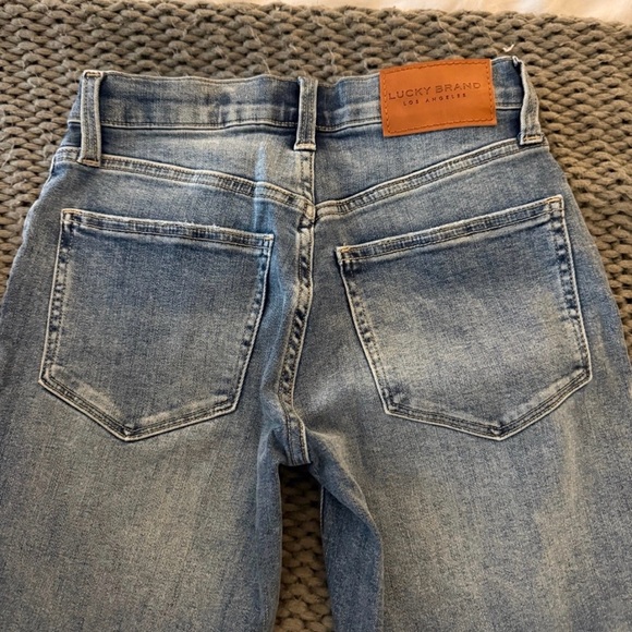 Jeans - Picture 3 of 5